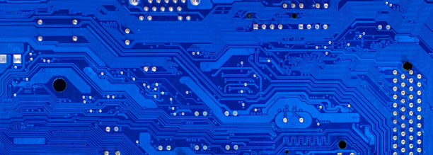 电机宽带电子器件采用蓝色线路板线，连接图案美观。图片下载