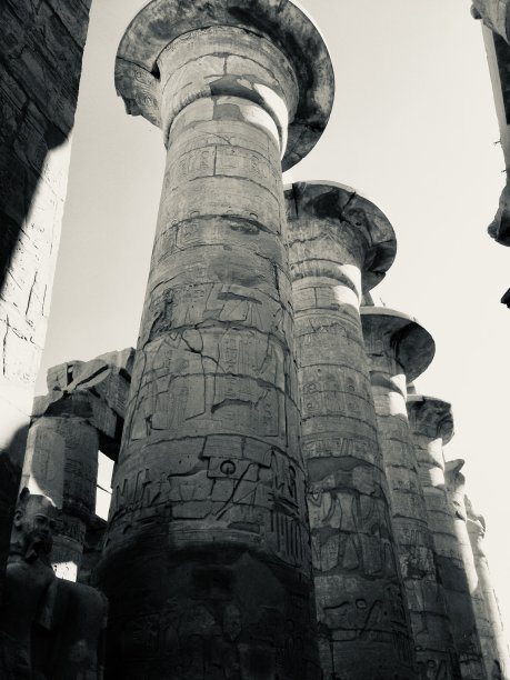 埃及卢克索附近卡纳克神庙建筑群的照片图片下载