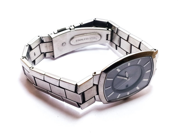 一张银手表的图片图片下载