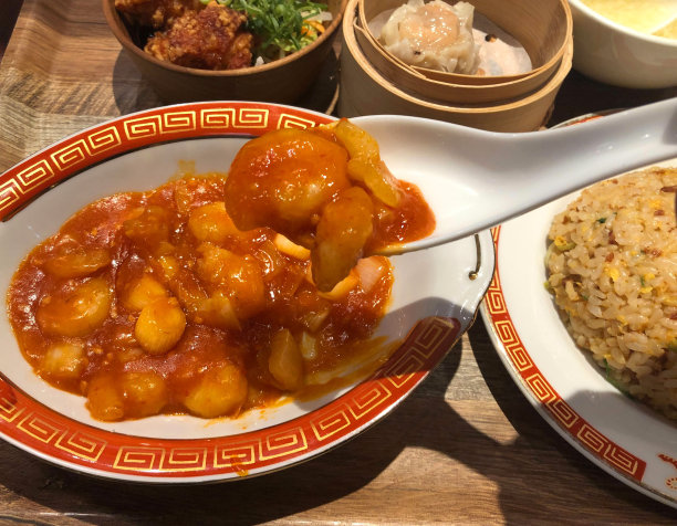 日本中餐，大虾辣椒酱图片下载