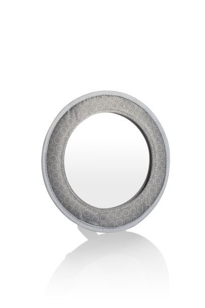 前视车后座婴儿镜孤立图片下载