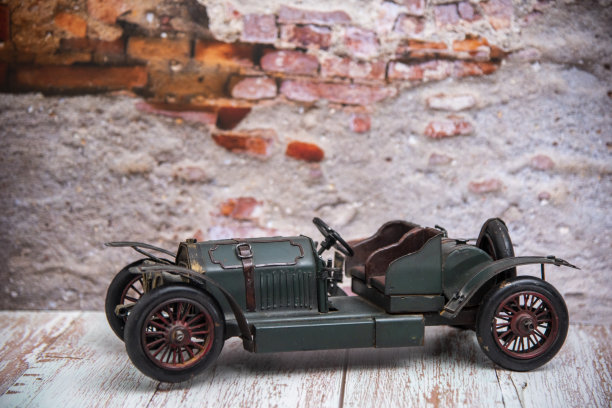 绿色复古车型图片下载