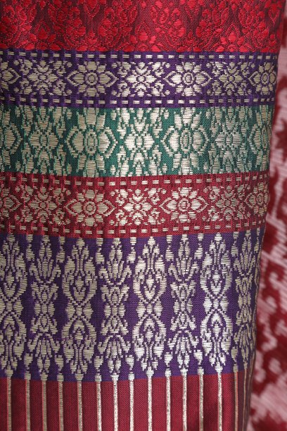 丝绸的裙子图片下载