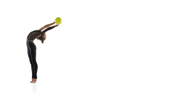 年轻的艺术体操运动员图片下载