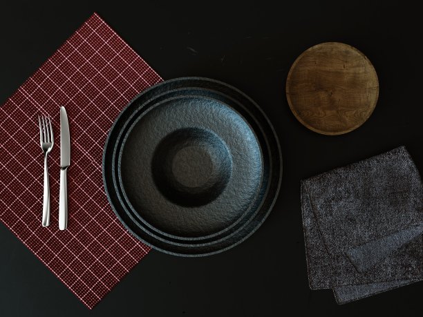 在深色背景上展示的一套器皿图片下载