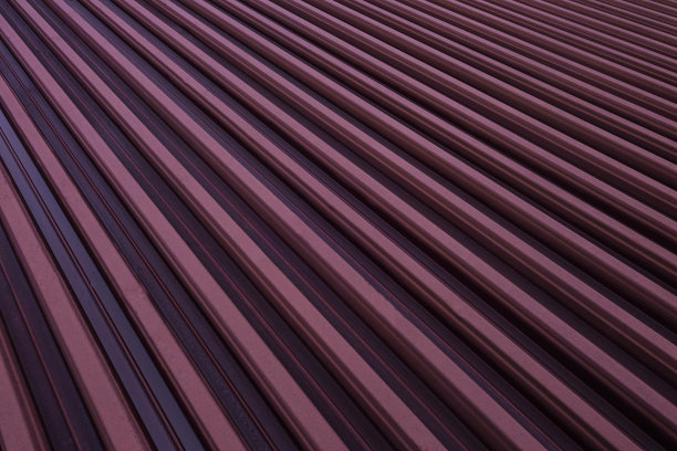 紫色屋顶金属型材的细节图片下载
