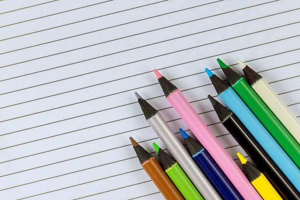 各种文具用品的分类图片下载