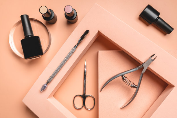 一套修甲工具图片下载