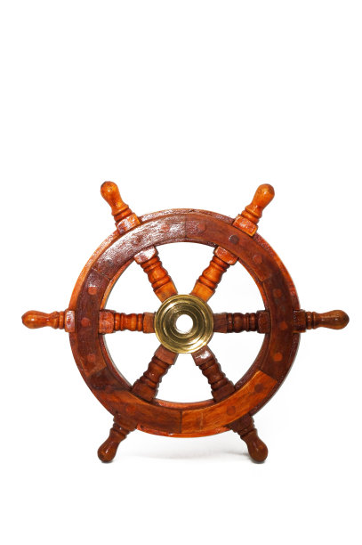 方向盘裁剪在白色背景上图片下载