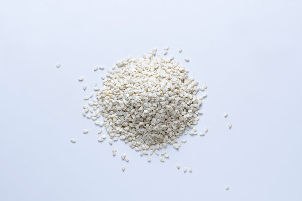 白色芝麻种子，印度马哈拉施特拉邦图片下载