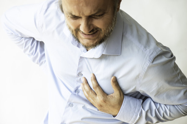 胸痛或心脏病发作图片下载