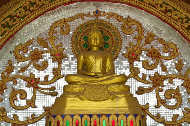 金色的佛像图片下载