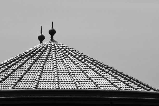 建筑传统的混凝土屋顶图片下载