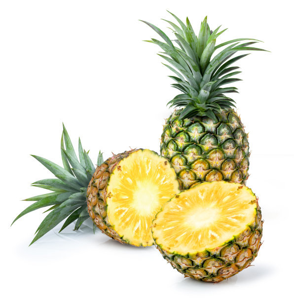 菠萝孤立在白色背景上。图片下载
