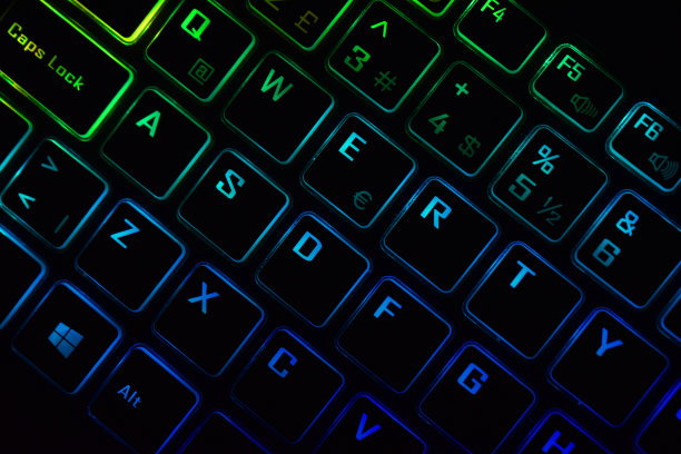 彩色的笔记本电脑键盘图片下载