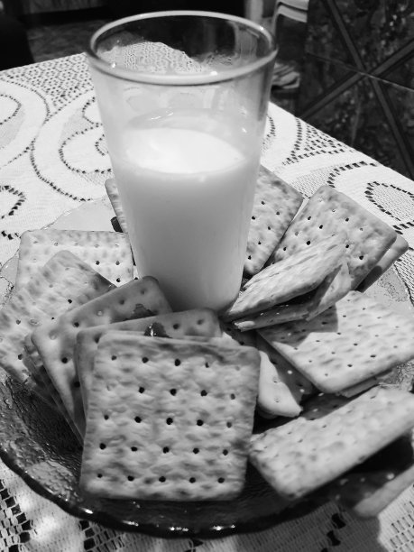 饼干和牛奶图片下载