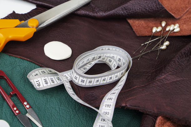 用剪刀，针，粉笔，图片下载