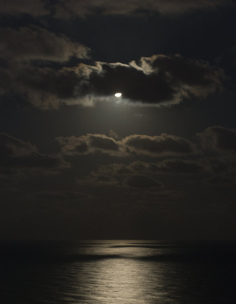 海上明月图片下载