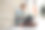 男大学生正在走廊里看书。图片下载