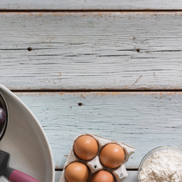 家常菜烘烤梅子蛋糕配料图片下载