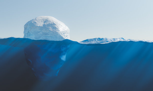 正在融化的冰山的侧面图图片下载