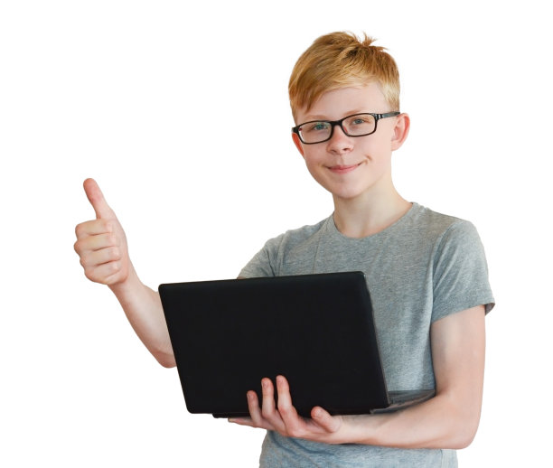 肖像学校男孩笔记本电脑孤立在白色图片下载