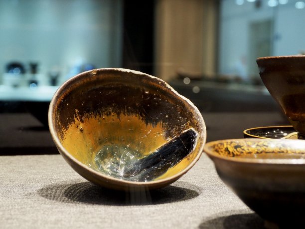 流动的釉图片下载