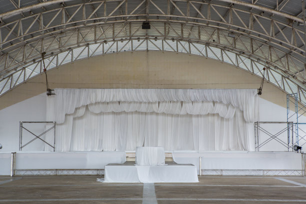 钢屋顶结构图片下载