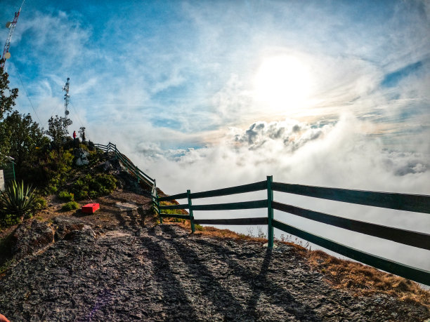 La Bufa在圣塞巴斯蒂安德尔奥斯特的神奇小镇图片下载