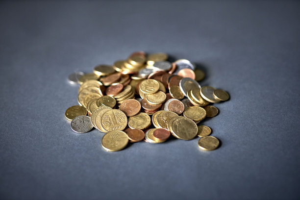 一堆金币的近距离矢量照片图片下载