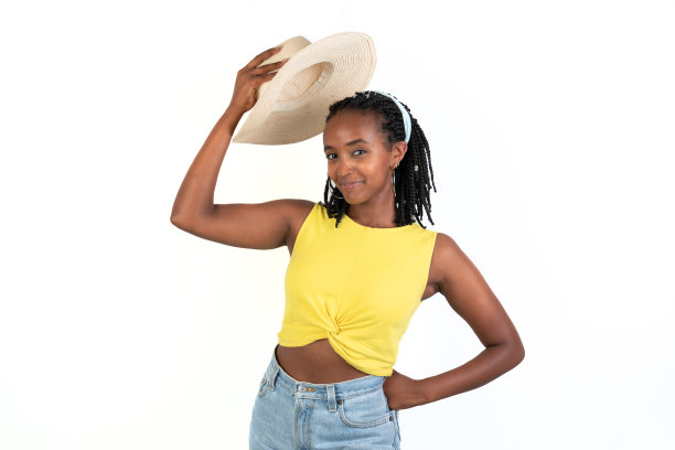 戴沙滩帽的女人图片下载