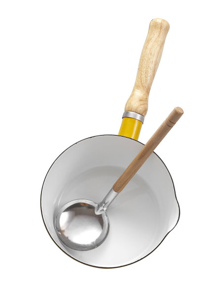 黄色搪瓷壶孤立在白色的背景图片下载