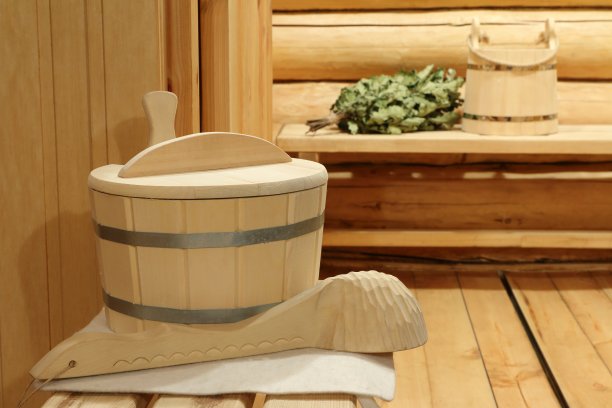 桑拿房的木制配件。图片下载