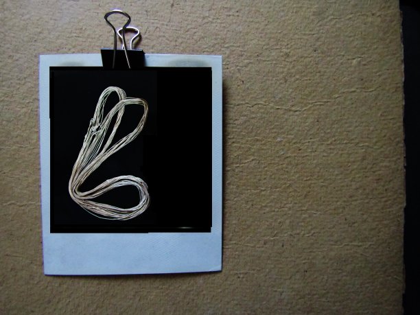 神圣的线程图片下载