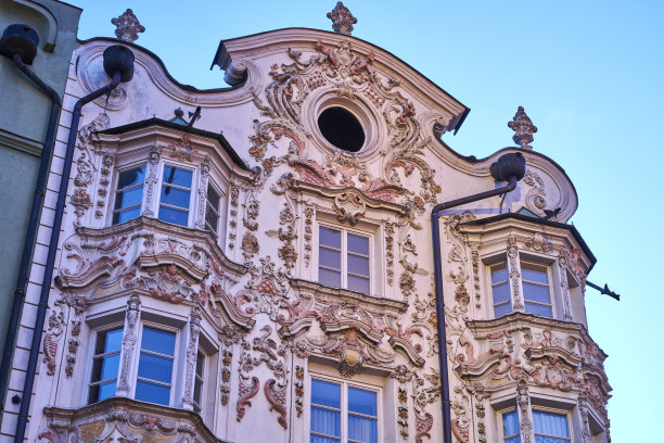 因斯布鲁克的Helbling House图片下载