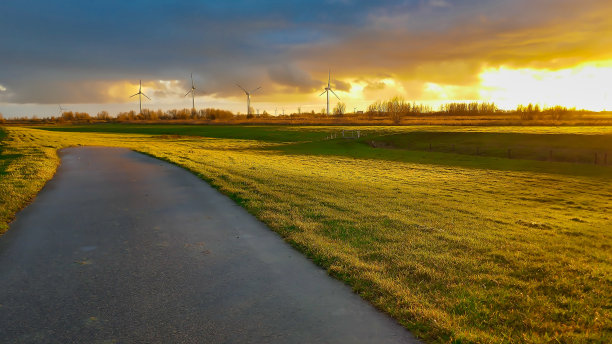 景观与风车图片下载