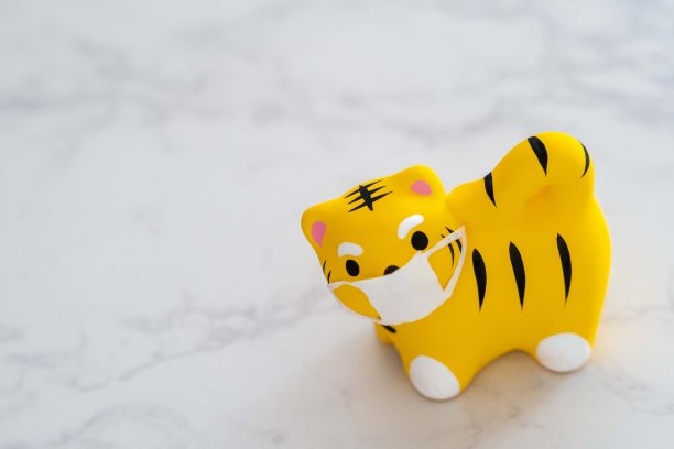 2022年面具虎(汉白玉，右)图片下载