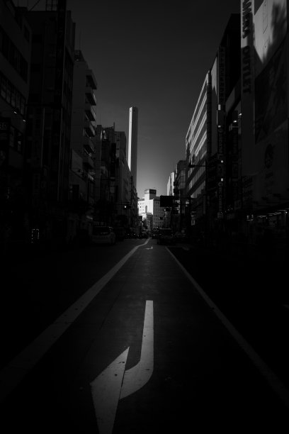 黑白街道摄影图片下载