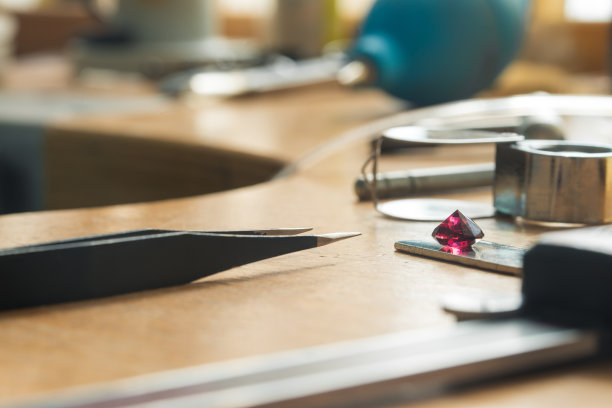 珠宝和工具图片下载