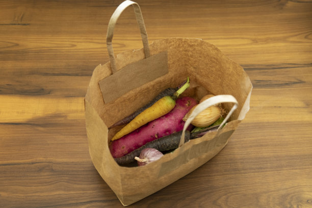 新鲜采摘的蔬菜图片下载