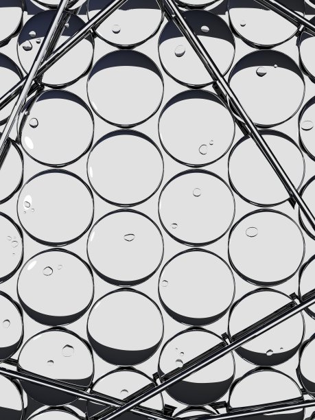 3D渲染工作室拍摄豪华金色或银色金属背景与水滴，美容，化妆品，皮肤护理广告产品展示。图片下载