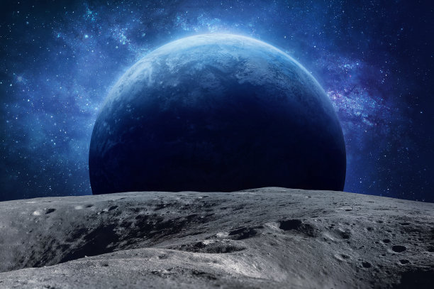 地球和月球表面的空间。蓝色星球科幻壁纸。小行星和行星。这张图片的元素是由美国宇航局提供的。图片下载