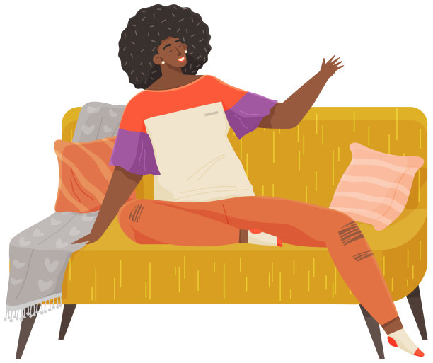 女人躺在公寓的沙发上快乐的年轻女孩图片下载