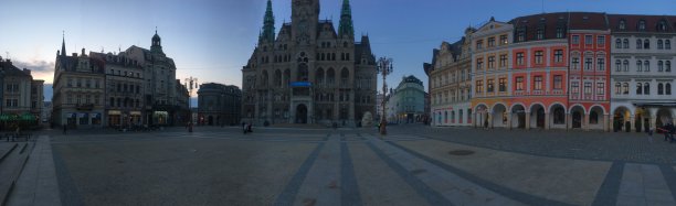 图为捷克共和国利伯莱克广场图片下载