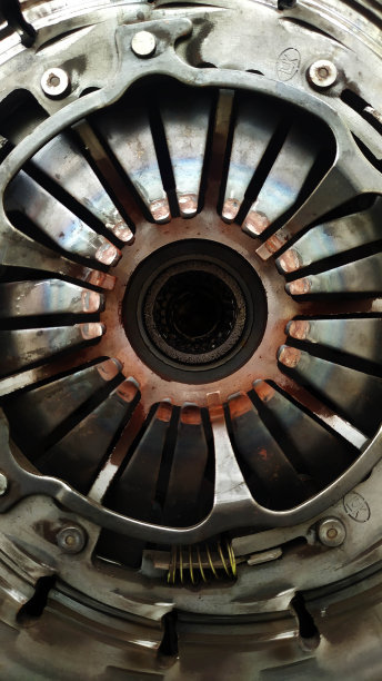 汽车发动机内部机构手动变速箱图片下载