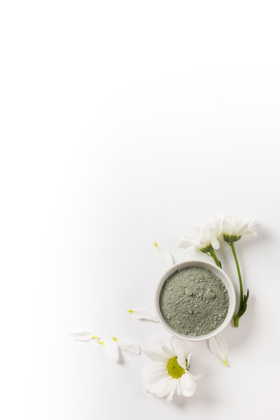 干燥的化妆用蓝色粘土图片下载