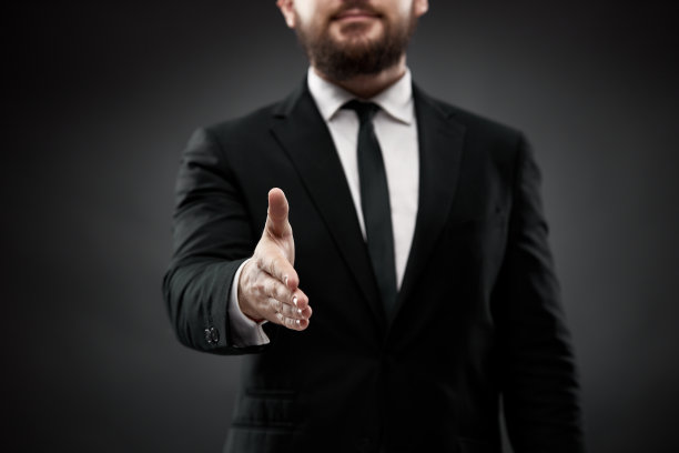 商人牵着手，准备握手图片下载