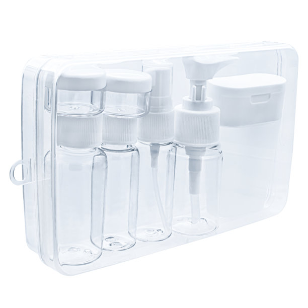 旅行化妆品透明透明的白色背景塑料图片下载