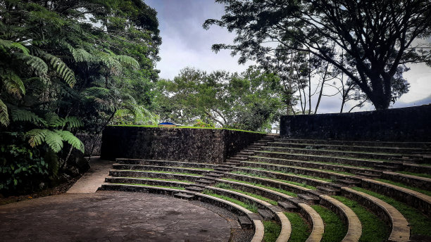 自然的表演场所图片下载