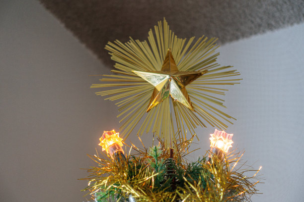 星顶圣诞树图片下载